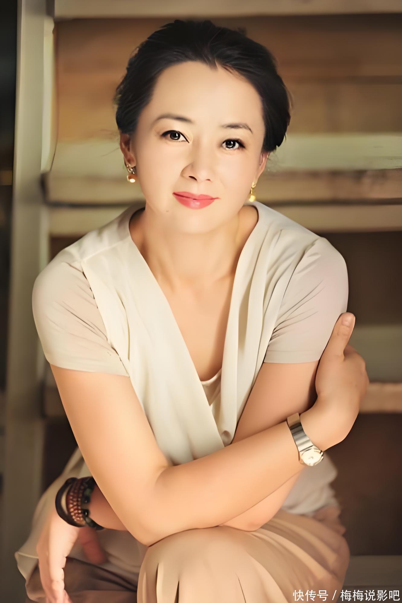 她是“最干净”的女演员，出道26年零绯闻，丈夫为她弃演却成富商 - 360娱乐，你开心就好