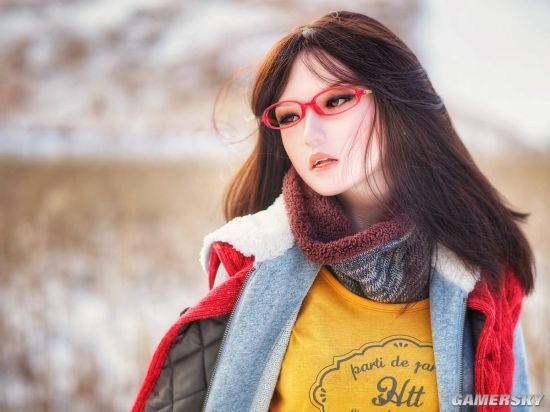 日本网友晒实体娃娃写真照带着老婆游遍美景