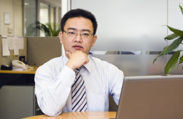 潘洪杰 手机用户186****1726 薄田三亩 紫云析金