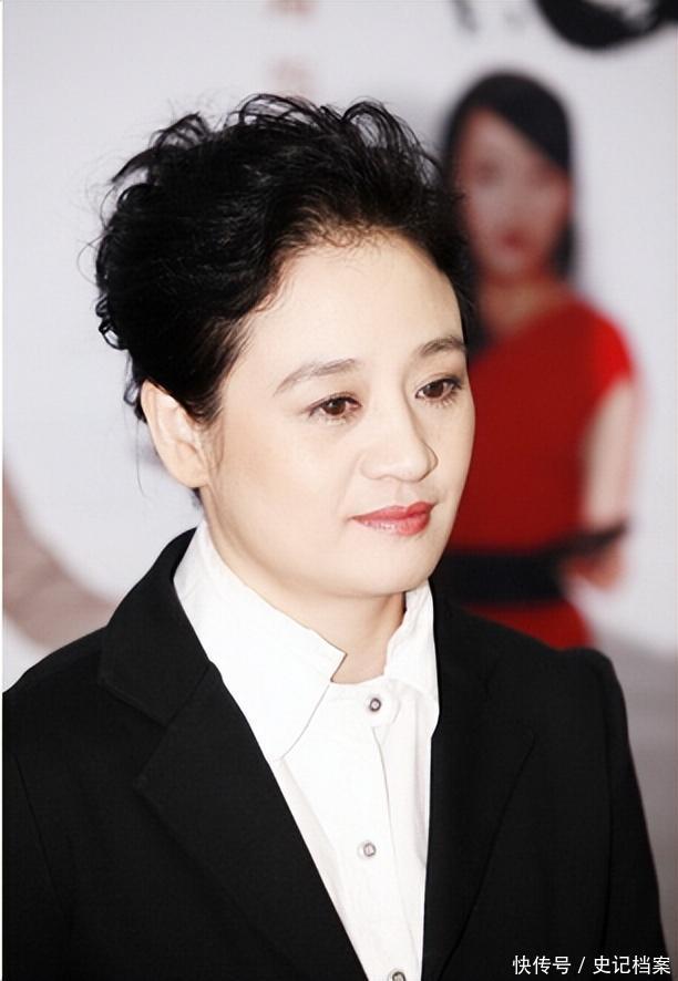 演员伍宇娟：她曾红过巩俐，被前夫误会儿子身世，58岁仍单身 - 360娱乐，你开心就好