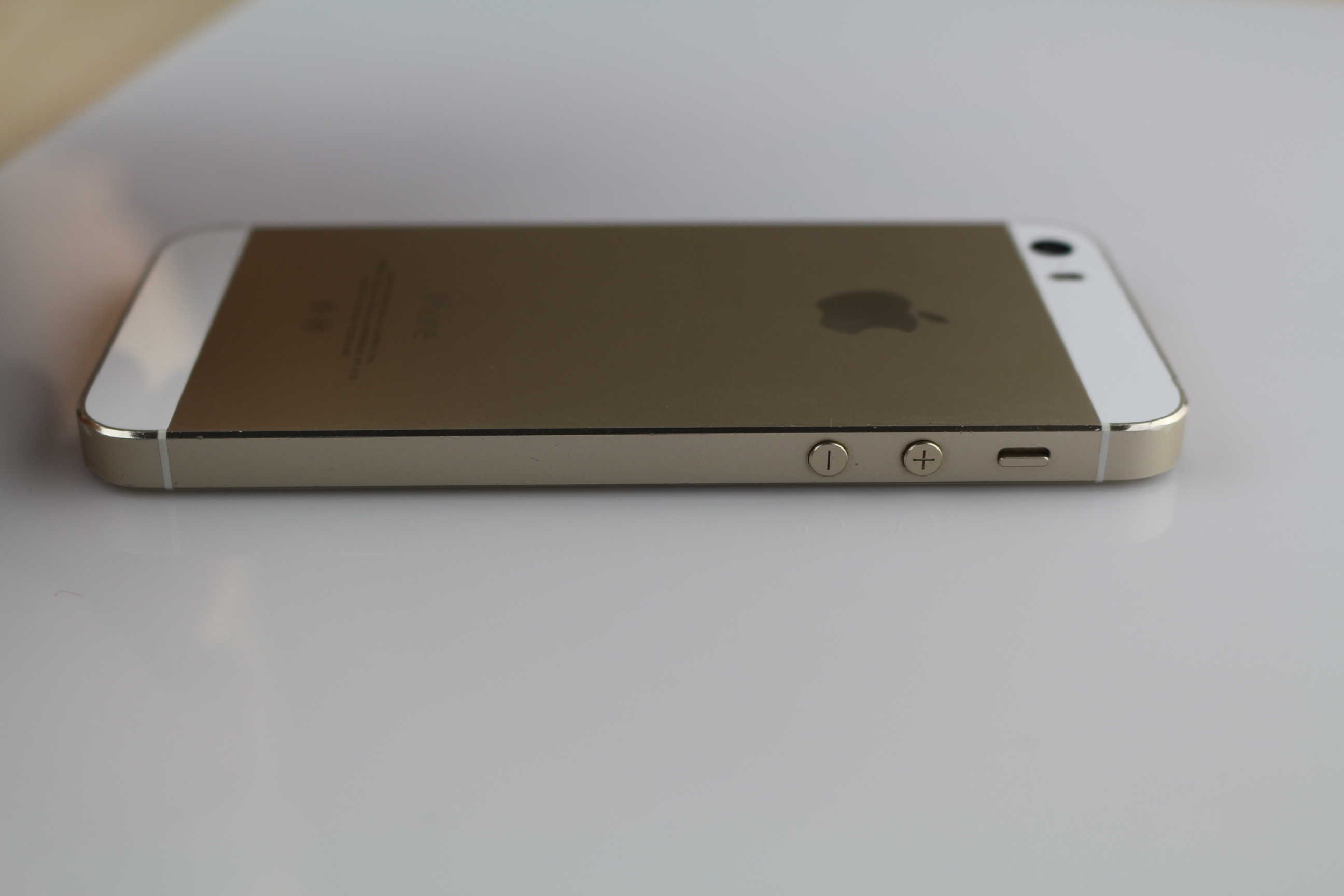 苹果【iphone 5s】 金色 16 g a1530 国行75成新 所见即所得 - 我们只