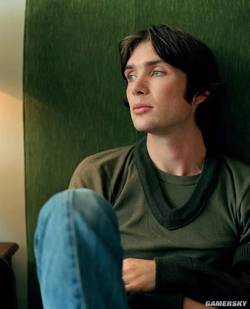 新闻 娱乐 >正文  5,基里安·墨菲:蝙蝠侠——稻草人   基里安·墨菲