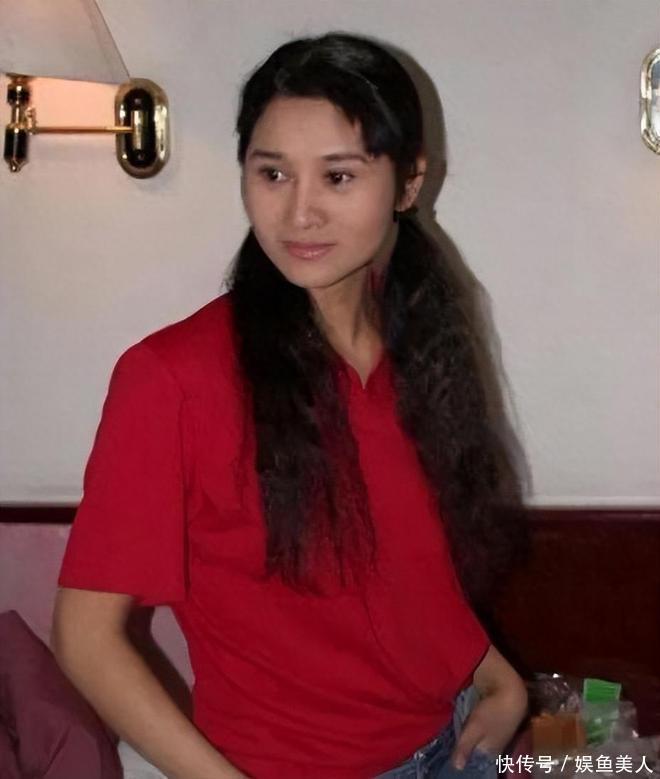 张钰能够有如此大的成就，离不开身边默默陪伴的丈夫 - 360娱乐，你开心就好
