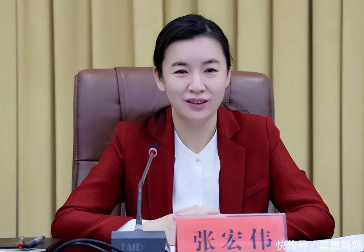 51岁“张宏伟”走红，集实力和颜值于一身，履历更是叫人刮目相看 - 360娱乐，你开心就好