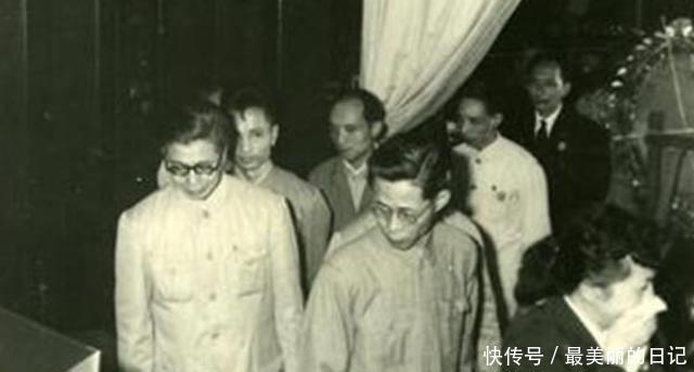 80岁冯亦代不顾世俗要续弦，携手相伴12年，晚年称：要和原配合葬 - 360娱乐，你开心就好