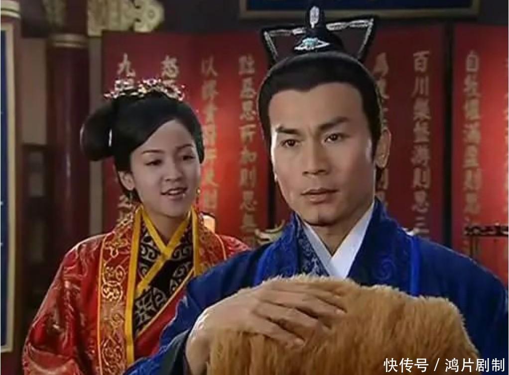 广州女人饶敏：离异带娃，却被小16岁欧洲白人男模倒追，太牛了！ - 360娱乐，你开心就好