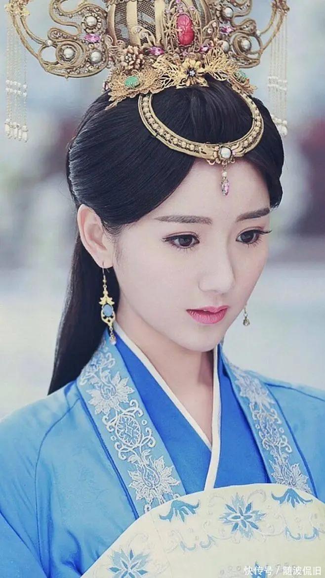 毛晓彤:从跑龙套到大女主,风光背后也有心酸