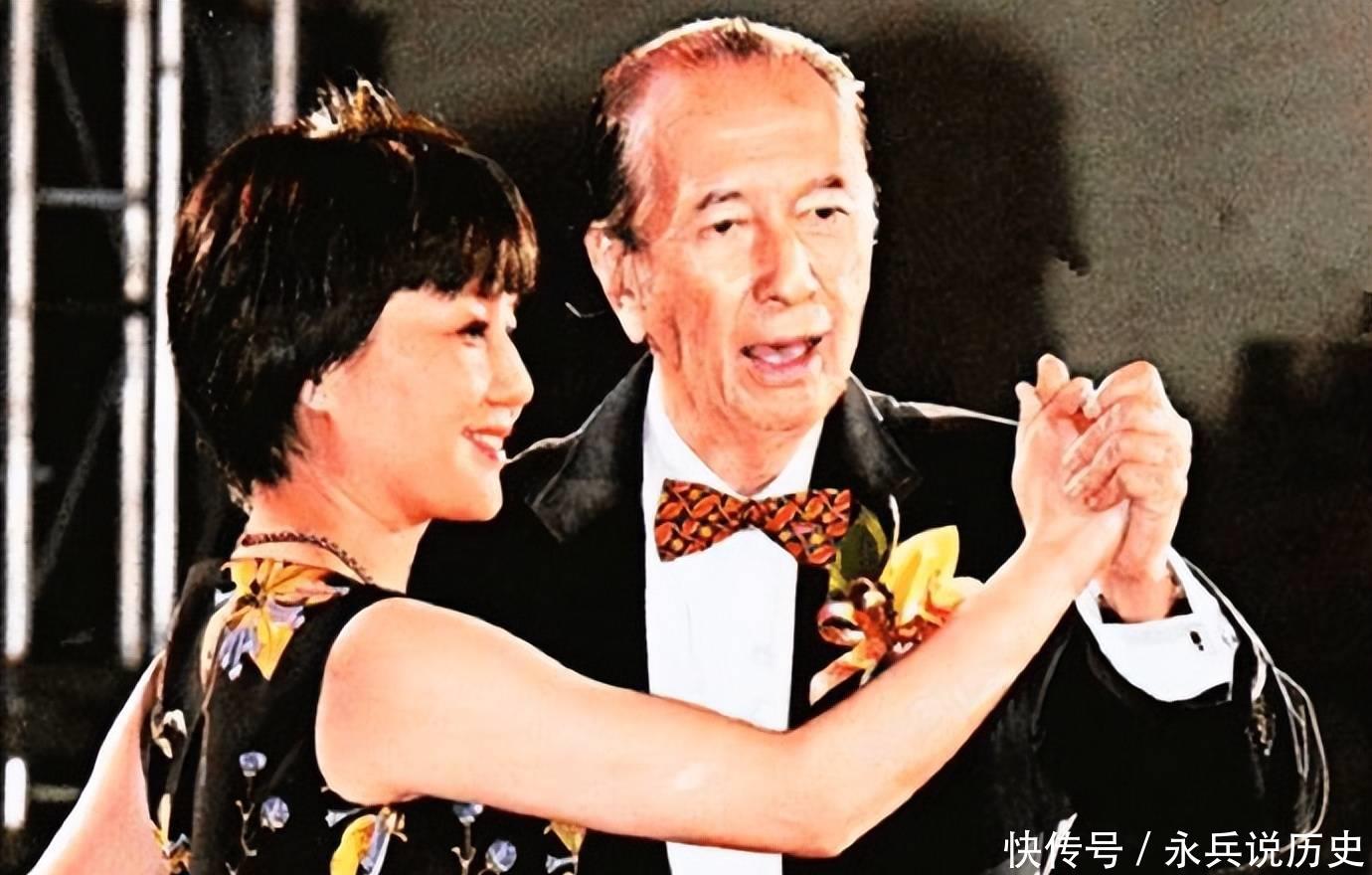 何鸿燊梁安琪昔日跳舞画面：舞姿优美灵动，四太像只飞舞的蝴蝶 - 360娱乐，你开心就好