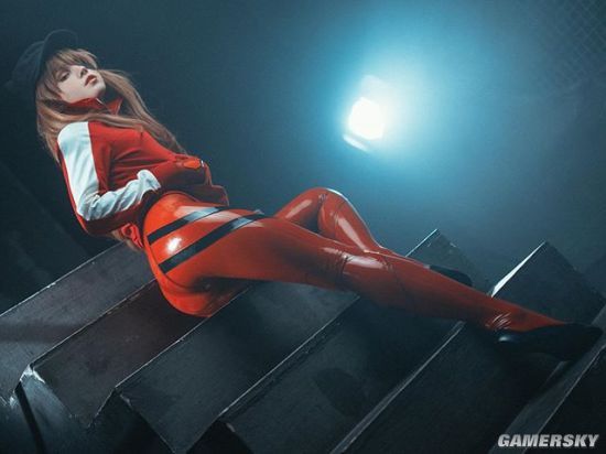俄妹cos漫威格温侍紧身胶衣性感归来