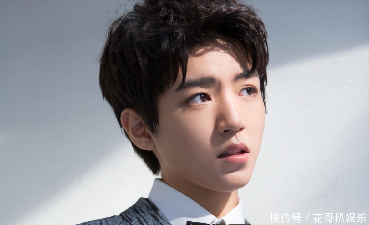王俊凯肆无忌惮的养嫂子?受邀出席平遥电影节,杨柳和他坐在一起