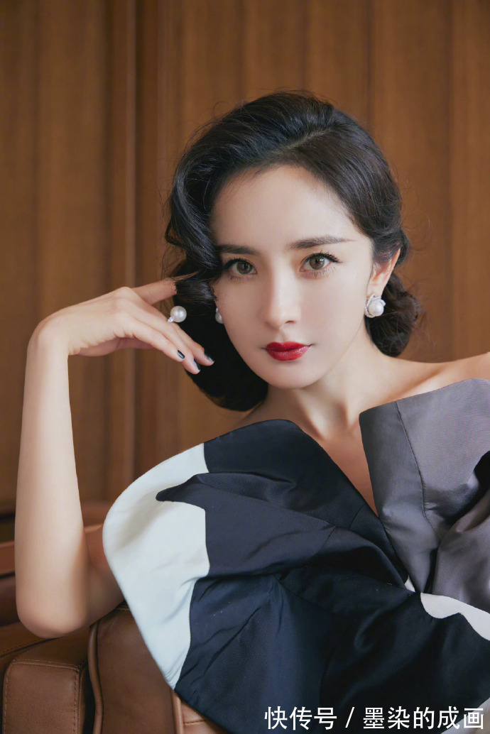 盘点现代明星大咖杨幂新剧《斛珠夫人》 两天破3.7亿播放量