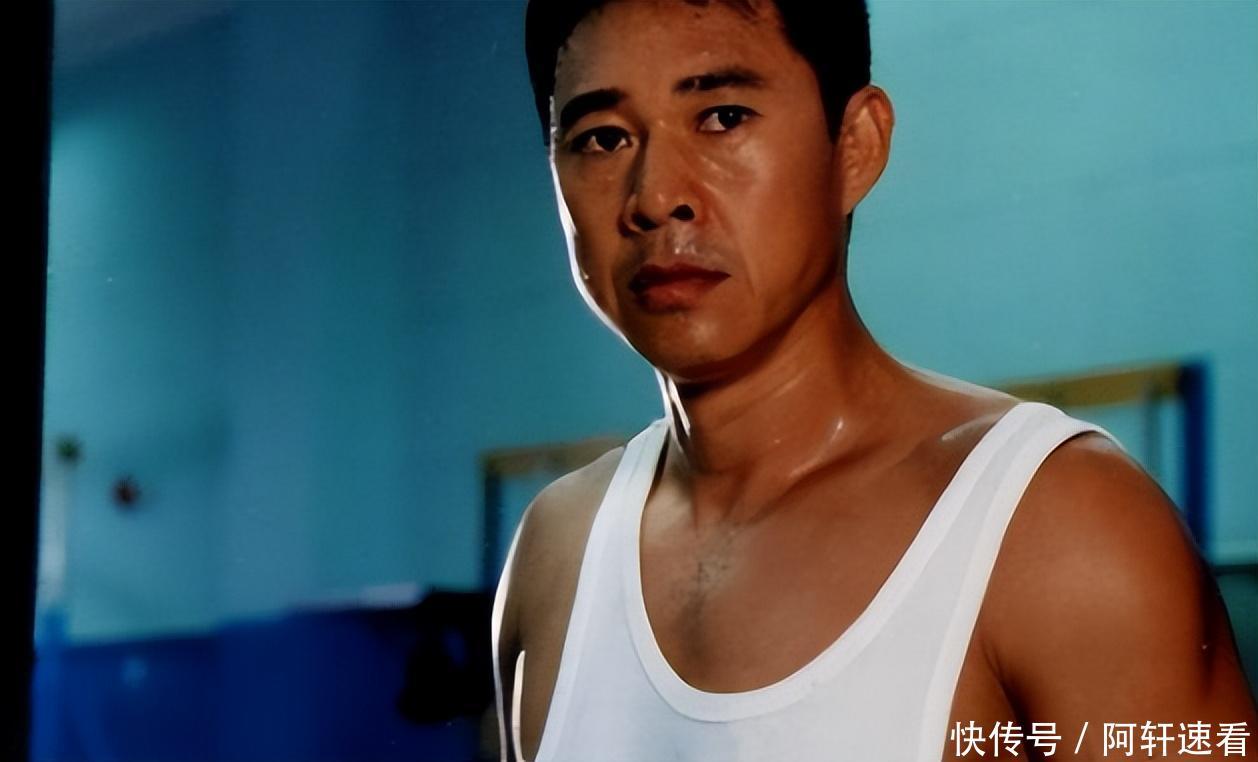 67岁张丰毅近照曝光！腹肌轮动作标准，网友：27岁年轻人都比不上 - 360娱乐，你开心就好