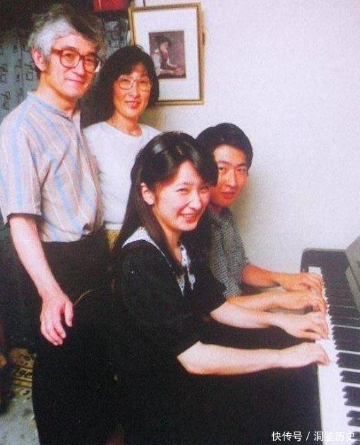 55岁纪子妃坐等封后,40岁高龄产子改变命运,胜过妯娌雅子成赢家 - 360娱乐,你开心就好