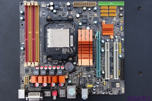 性价首选 昂达a880gt/128m魔笛版主板