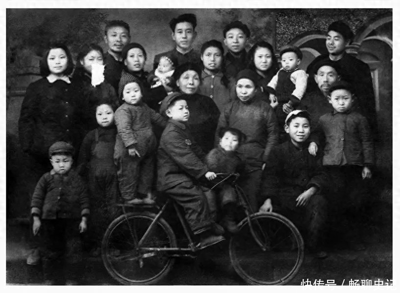 罕见老照片:50年代是什么生活水平?和想象中不一样 - 360娱乐,你开心就好