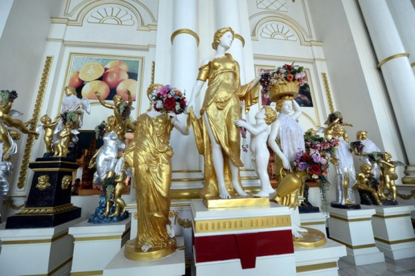 芭堤雅:走进《流星花园》拍摄地富贵黄金屋