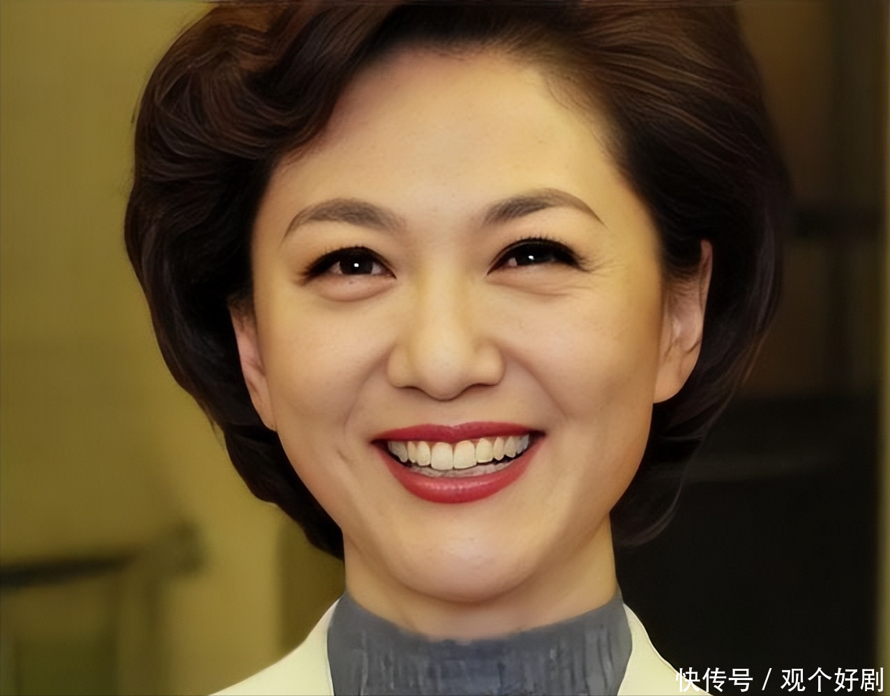 央视主持人海霞,老公是清华教授,女儿颜值比妈还高 - 360娱乐,你开心就好