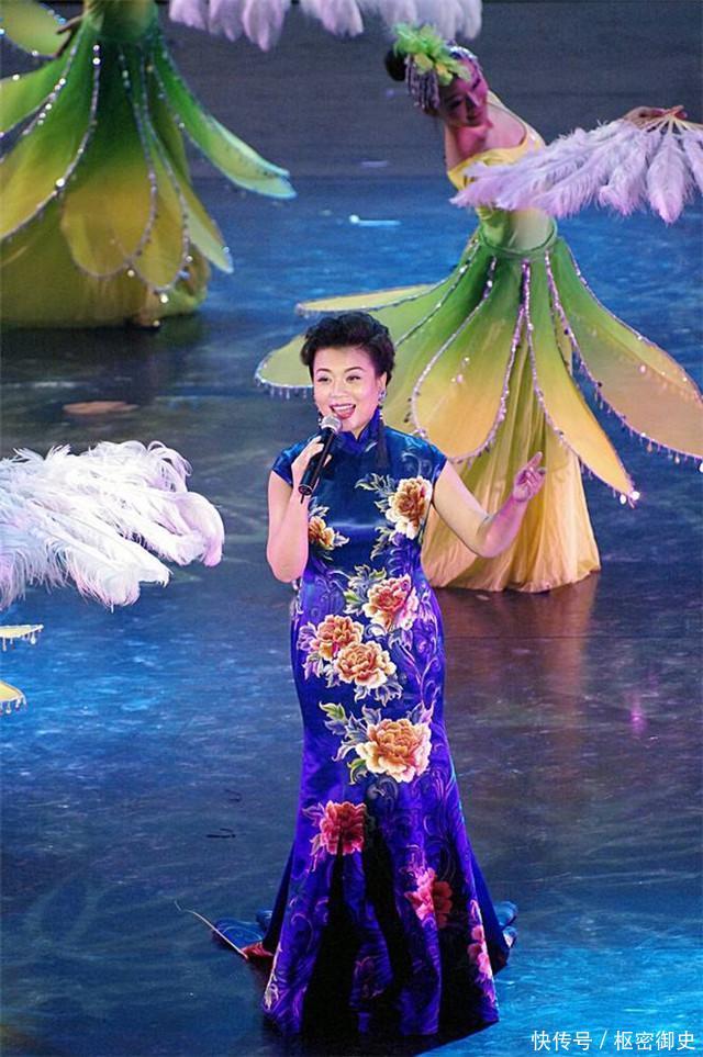 当年唱《走进新时代》的张也,事业高峰隐退5年,到各地为父治病 - 360娱乐,你开心就好