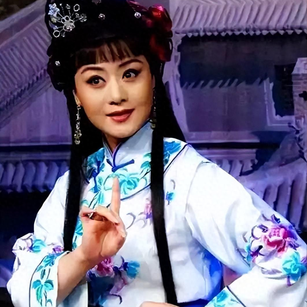 京剧第一美人李胜素:四个绯闻老公竟没一个真的!57岁婚姻成谜