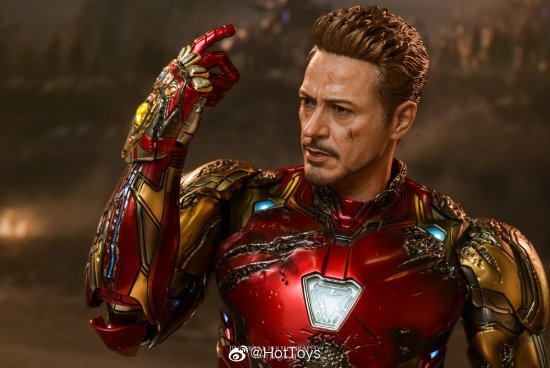 hottoys复仇者联盟4终局之战钢铁侠mark85战损版展示可还原打响指经典