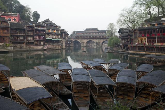 重新看了一遍边城, 在祖父死后,翠从别人那里明白了祖父活时所不提到