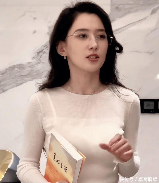 作为34岁离异带娃的单身母亲，李巧为什么能让汪峰离婚2月就下决心跟她交往？ - 360娱乐，你开心就好