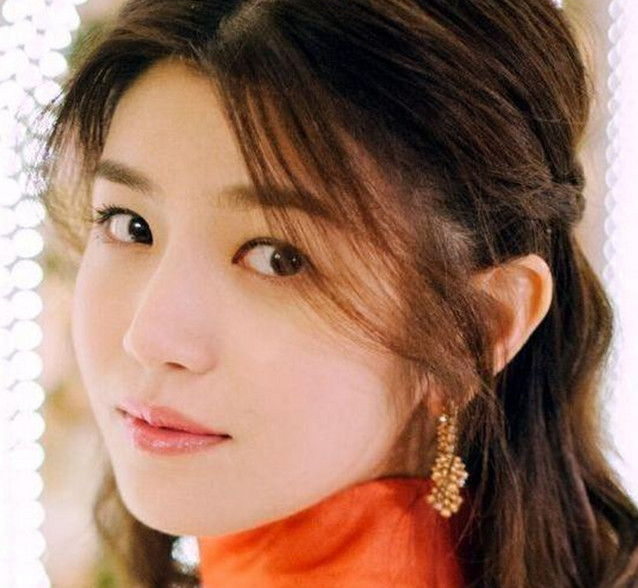 娱乐圈这几个女星梳公主头这么美呀!惊呆了