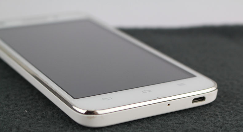 版本:国行 型号:g621-tl00m 支持网络:支持移动4g/3g/2g 赠品:数据线