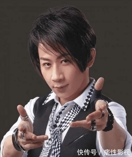 2013年春晚:王力宏打了刘谦一耳光 董卿被吓到了 发生了什么事?