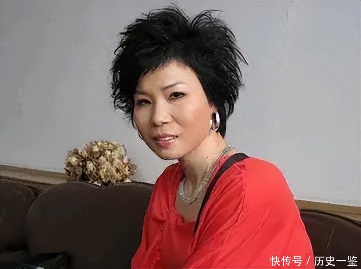 她从高烧到去世仅过了16天，演唱现场复发，后抢救无效离世 - 360娱乐，你开心就好