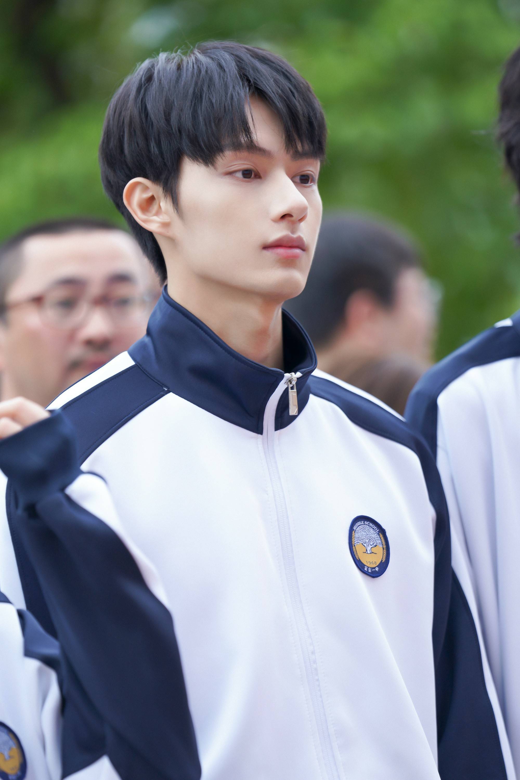 高甜校园剧独家童话开机文俊辉化身高智商学霸凌超