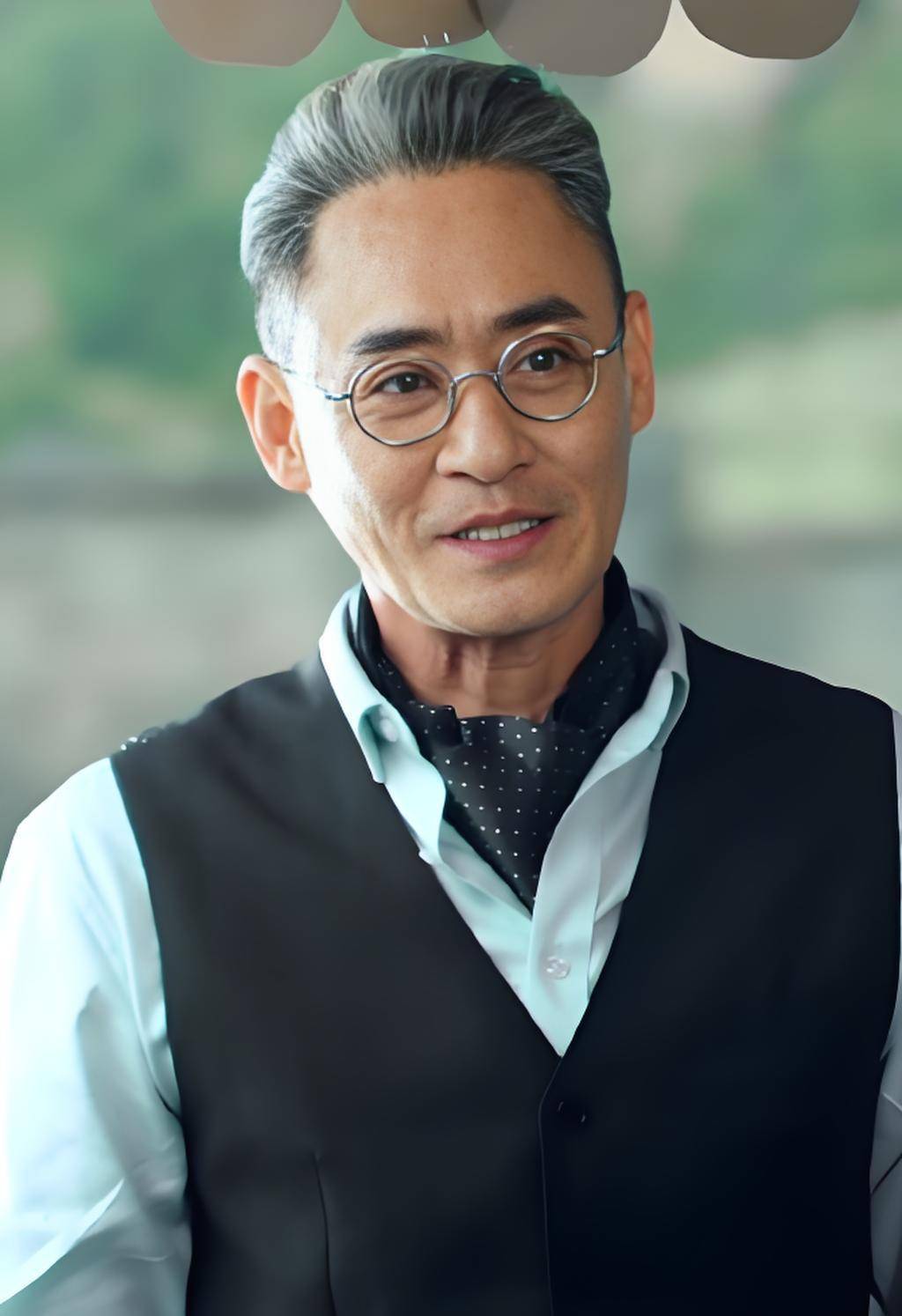 演活慕容复的老戏骨塌房了！56岁修庆出轨录音流出，骂女助理地摊货还扯刘亦菲 - 360娱乐，你开心就好