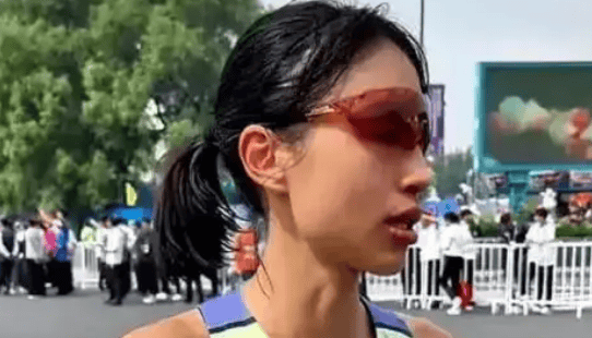 最快女护士张水华被处分