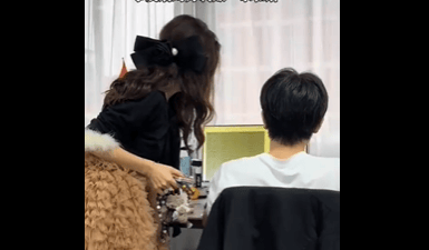 被同一人退款225个快递