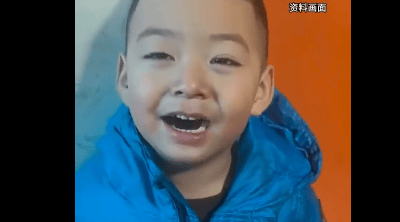 5岁萌娃录视频为爸爸打call
