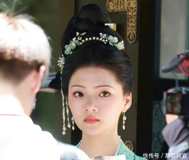 精修美如画,生图太尴尬,任敏又一古装造型,把我看笑了 - 360娱乐,你开心就好
