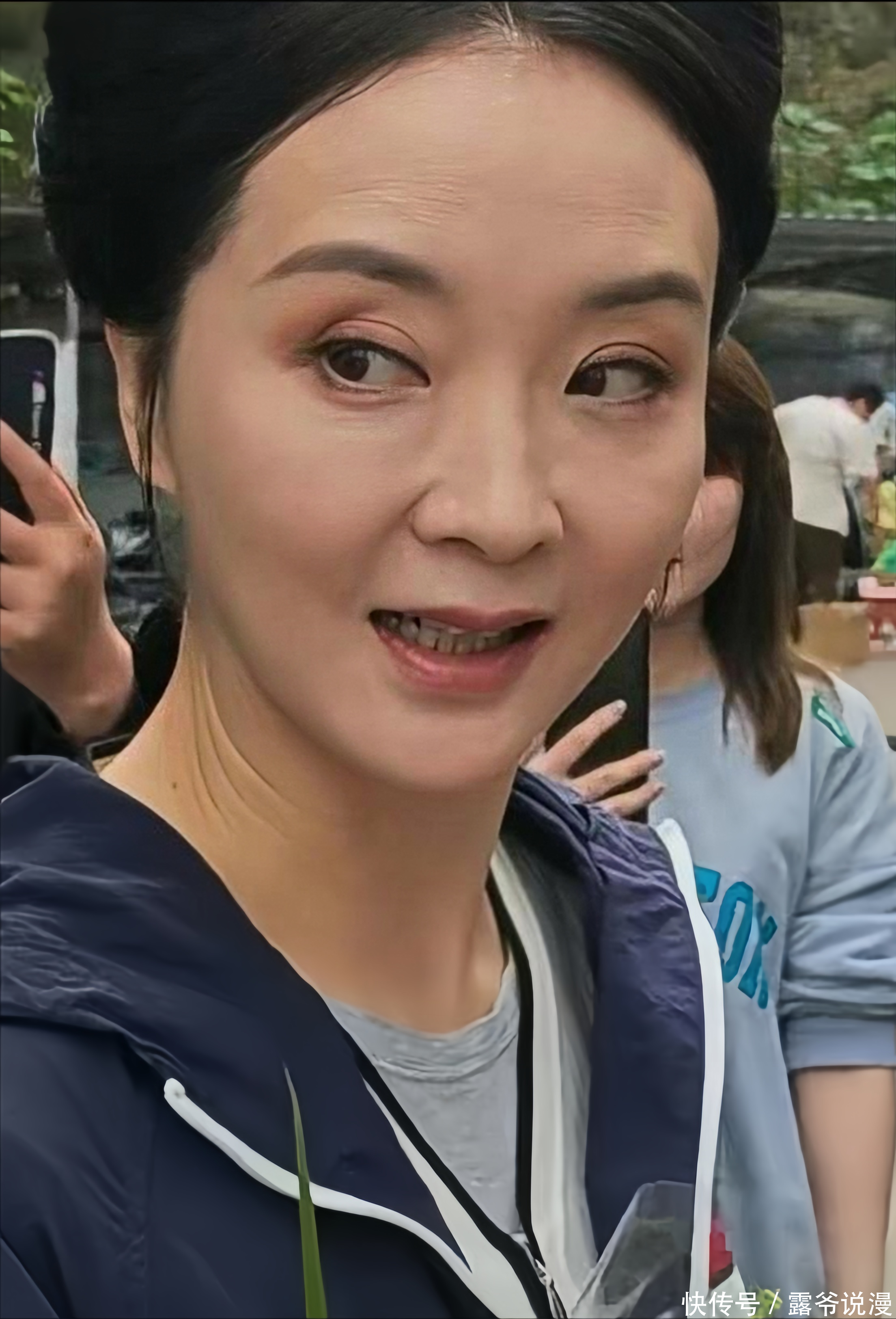 50岁晴格格王艳重返荧幕,镜头下眼窝凹陷表情狰狞,风采不复当年