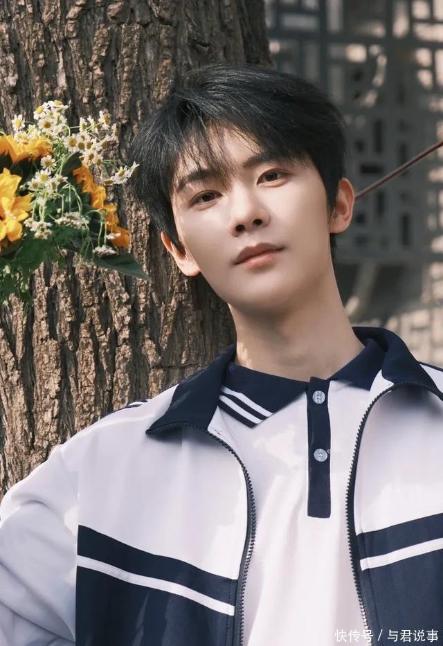 杨泽是一位非常优秀的短剧男演员,有气质有内涵,让人为之着迷。 - 360娱乐,你开心就好