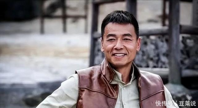 王挺:含泪脱下警服,从散打冠军到职业演员,他经历了什么? - 360娱乐,你开心就好