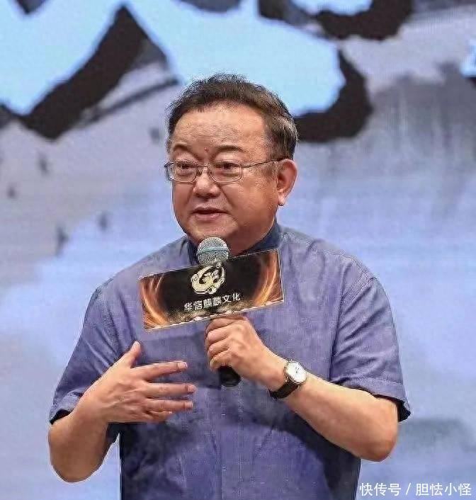 王刚家庭近况:妻子气质出众,儿子备考缺席,年近八旬显沧桑 - 360娱乐,你开心就好