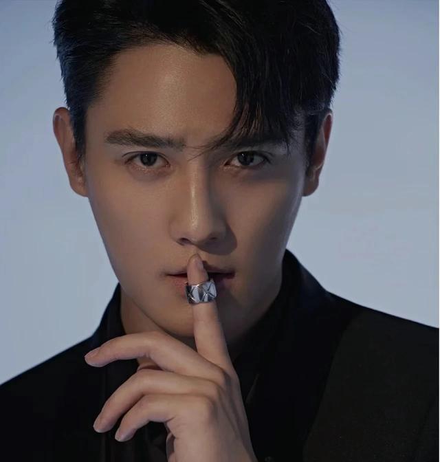 刘擎短剧男神，不仅长相帅气迷人，而且演技精湛。 - 360娱乐，你开心就好