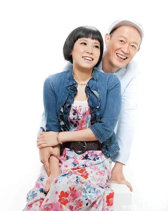 74岁金士杰接孩子被认作爷爷,幽默自嘲,不要被认为祖母就好 - 360娱乐,你开心就好