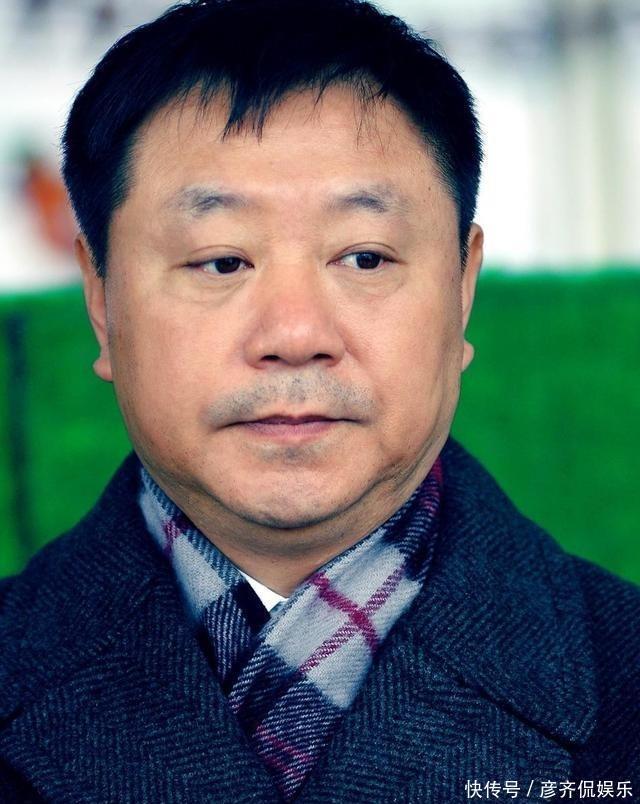 范伟：我这辈子最幸福的事，就是娶了普通护士当媳妇 - 360娱乐，你开心就好