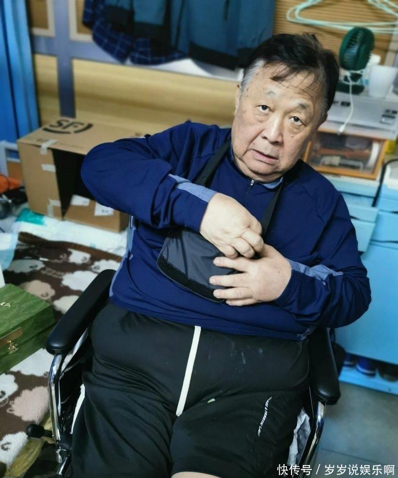 76岁TVB秦煌公开情人照片，领综援补贴母女生活费，女方还有老公 - 360娱乐，你开心就好