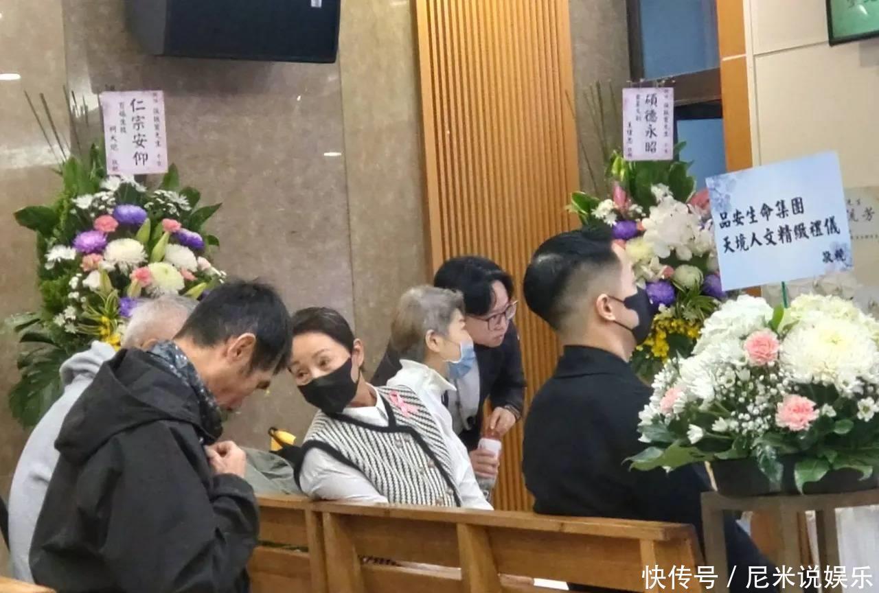 演员张振寰告别式,23年没见面的儿子现身,鞠躬送别父亲:这辈子辛苦了 - 360娱乐,你开心就好