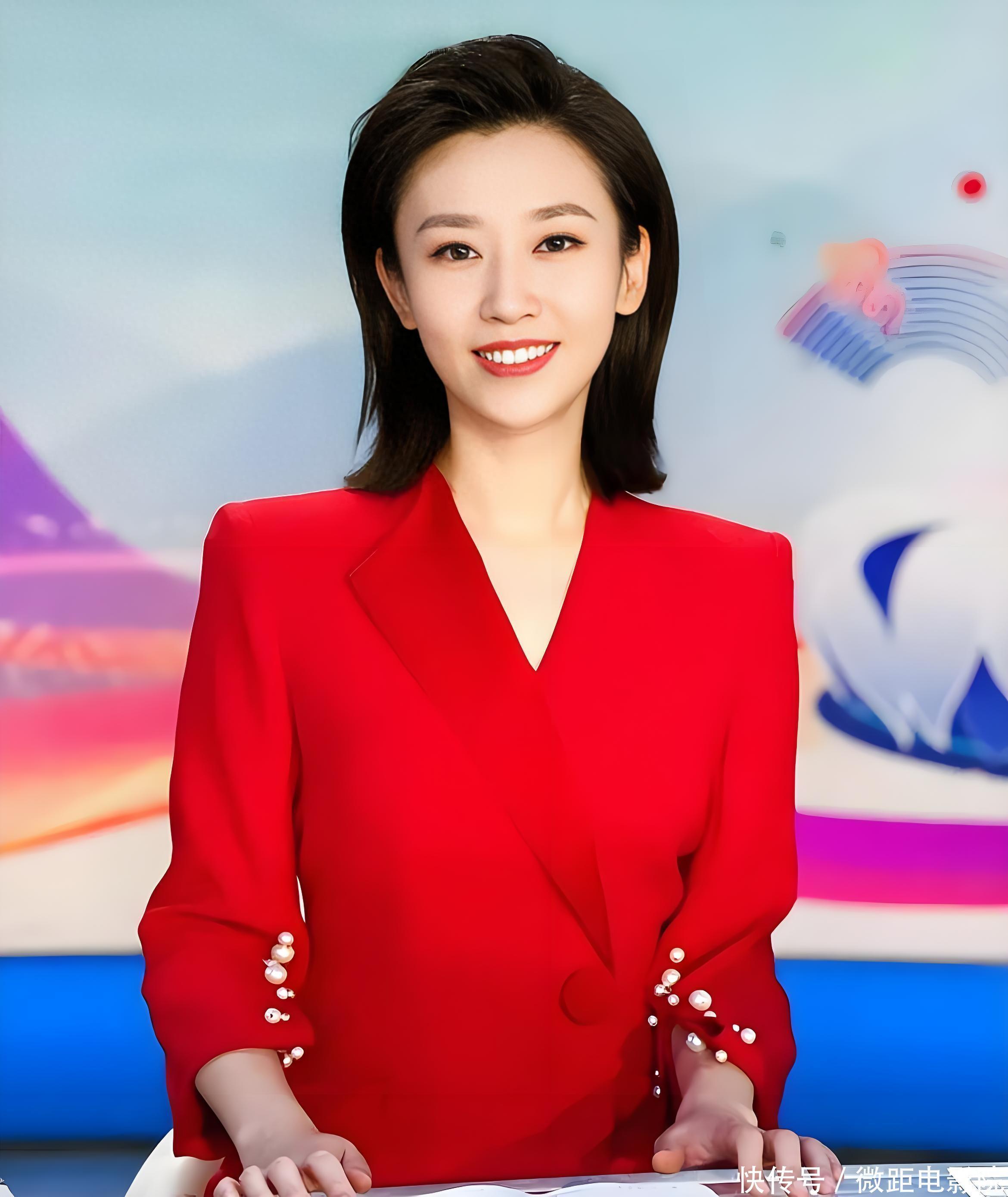 她是《新闻联播》首位90后主持人,22岁进央视,被赞长得像刘亦菲 - 360娱乐,你开心就好
