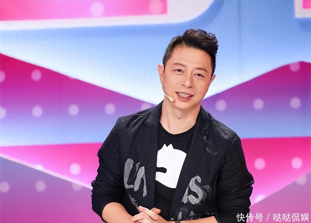 52岁的广东主持人阮星航，曾与搭档胡向真恩爱，婚后获得两个儿子 - 360娱乐，你开心就好