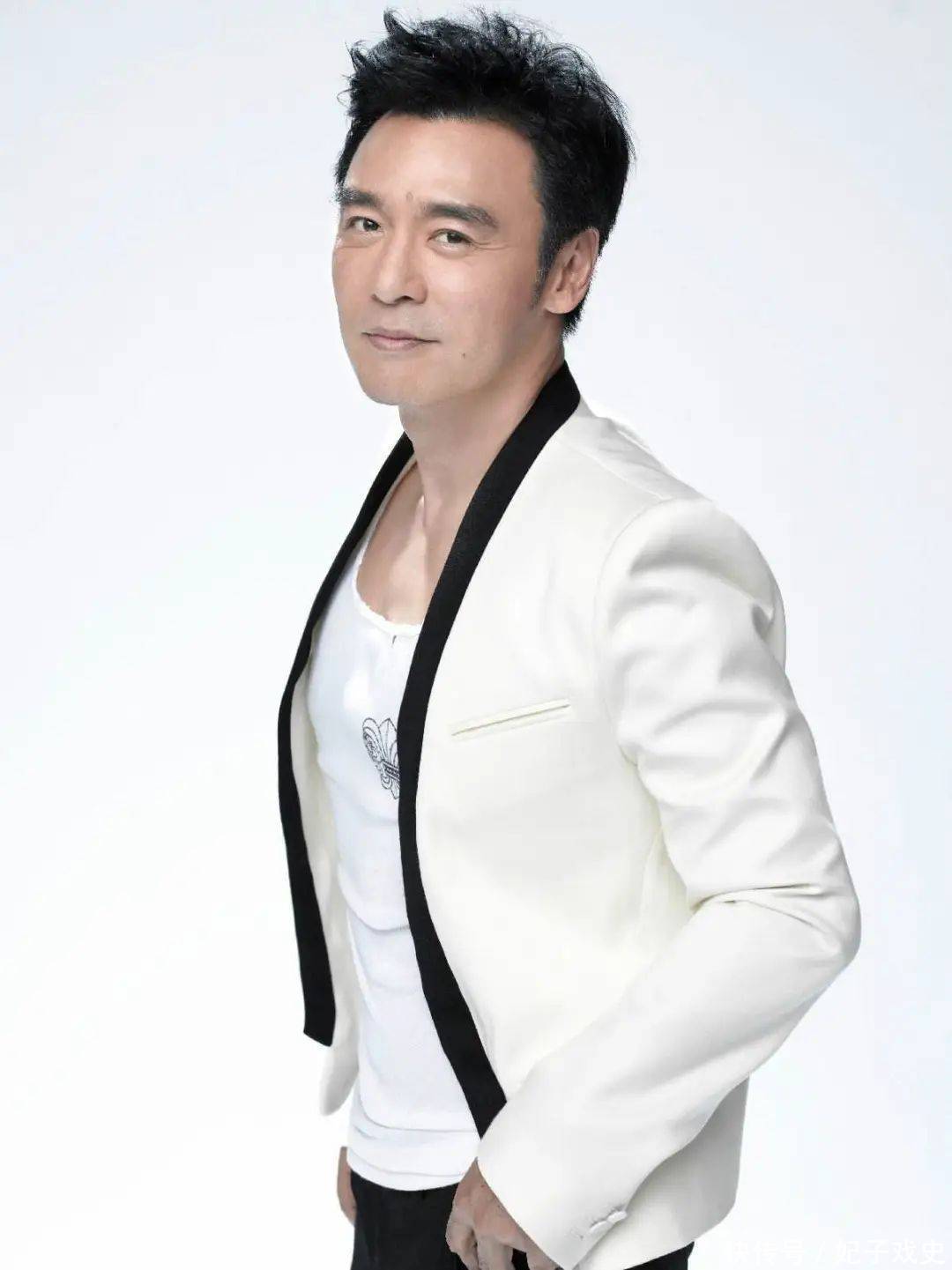 庹宗华8岁出道，和吴倩莲相恋12年，对前妻家暴，再婚生子 - 360娱乐，你开心就好
