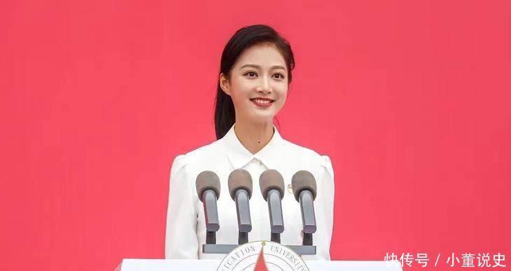 中传冯琳成功升级为复旦“校花”,气质更时尚,让多少人羡慕嫉妒 - 360娱乐,你开心就好