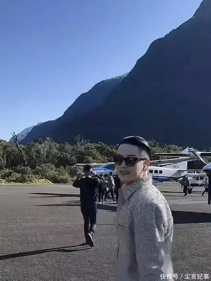 柏公子被封禁后被偶遇，化浓妆戴超大鸽子蛋，同村人曝其被封原因 - 360娱乐，你开心就好